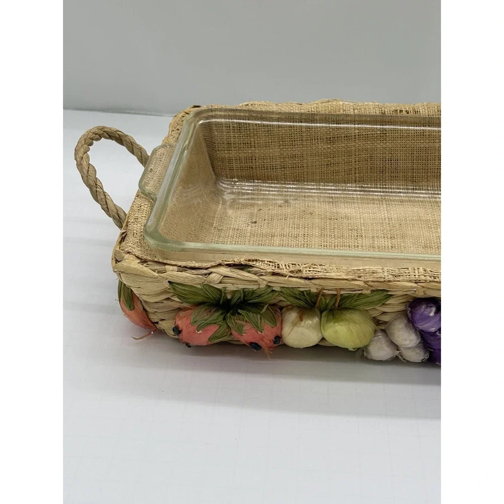 VTG Raffia Casserole Dish Carrier Basket Set of 2 with Anchor Hocking Glass Dish